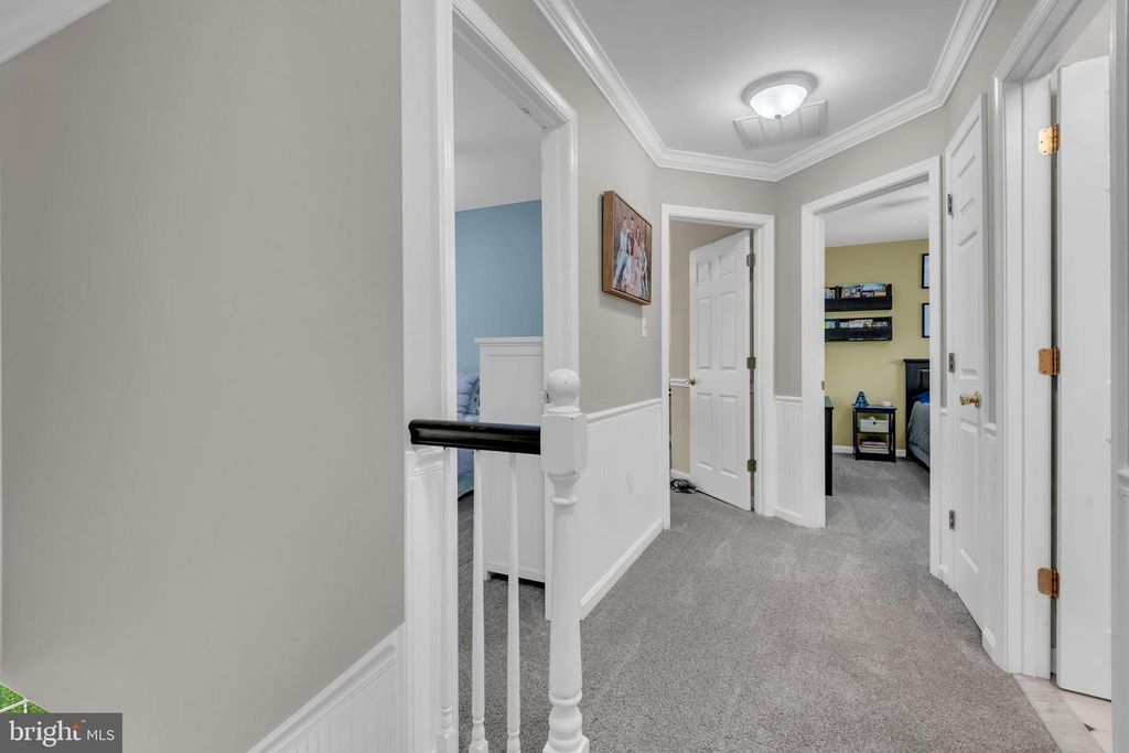 Image 32 of property listing at 1016 DOCKSER DR, Crownsville, MD 21032