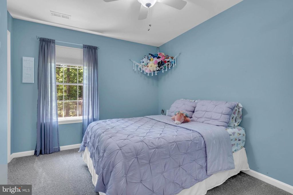 Image 33 of property listing at 1016 DOCKSER DR, Crownsville, MD 21032
