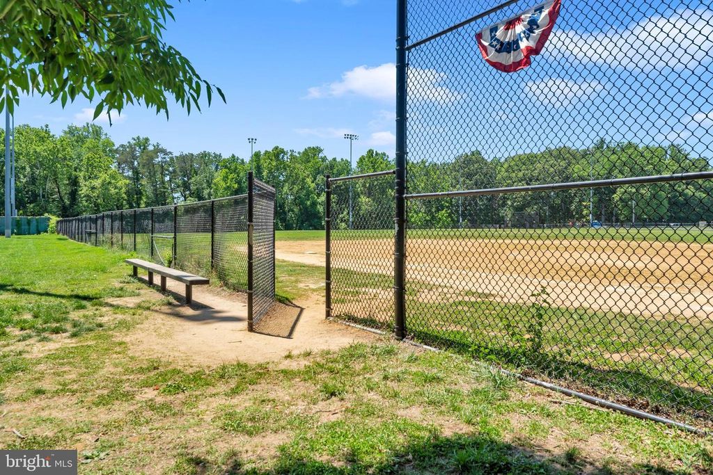 Image 51 of property listing at 1016 DOCKSER DR, Crownsville, MD 21032