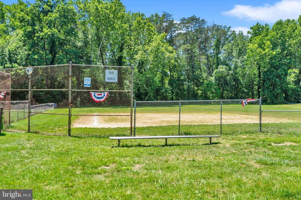 Image 52 of property listing at 1016 DOCKSER DR, Crownsville, MD 21032