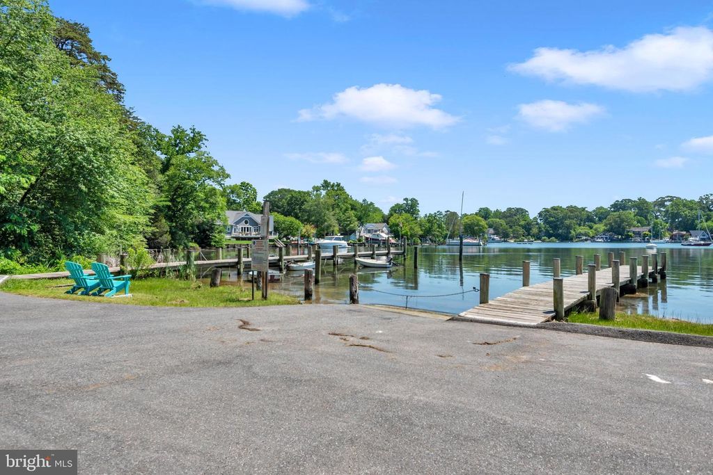 Image 53 of property listing at 1016 DOCKSER DR, Crownsville, MD 21032