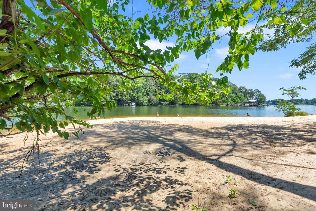 Image 56 of property listing at 1016 DOCKSER DR, Crownsville, MD 21032