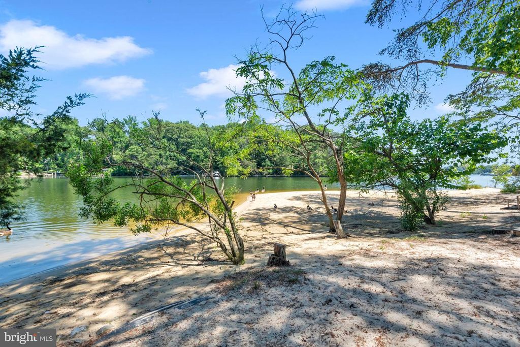 Image 57 of property listing at 1016 DOCKSER DR, Crownsville, MD 21032