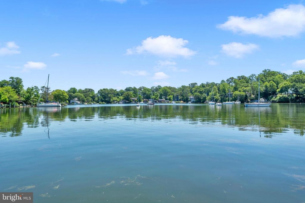 Image 69 of property listing at 1016 DOCKSER DR, Crownsville, MD 21032