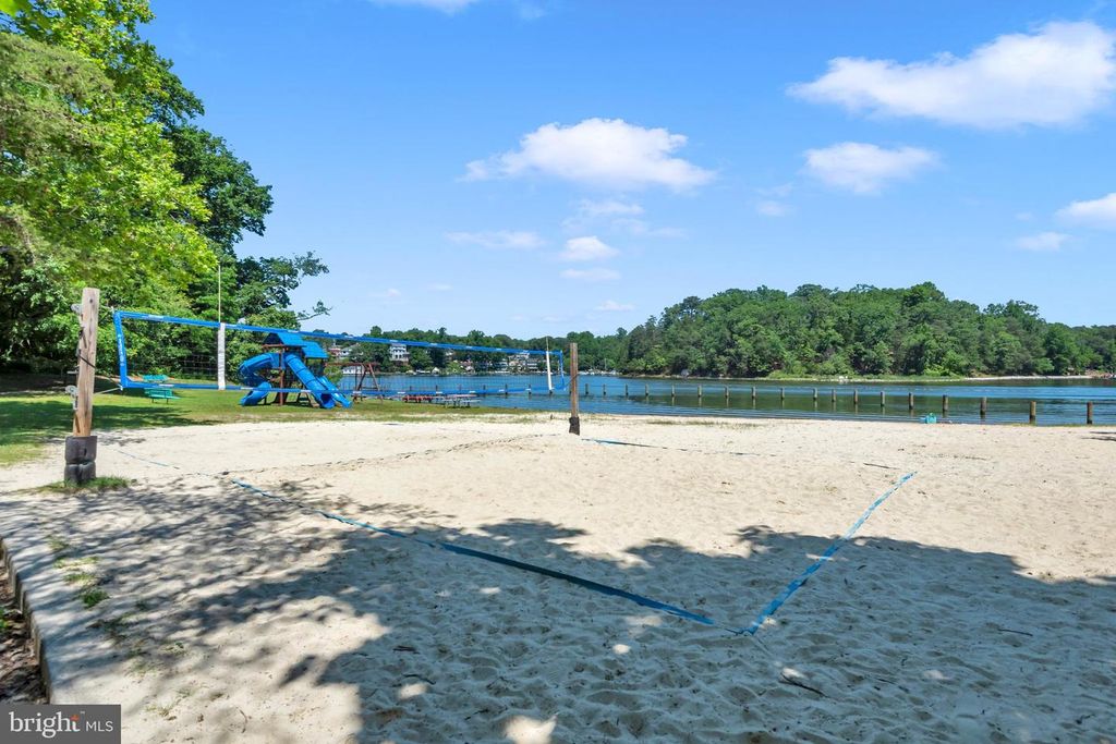 Image 73 of property listing at 1016 DOCKSER DR, Crownsville, MD 21032