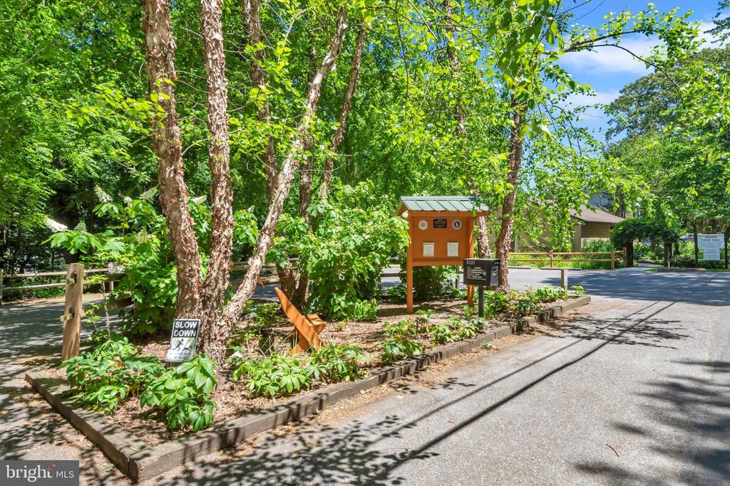 Image 82 of property listing at 1016 DOCKSER DR, Crownsville, MD 21032