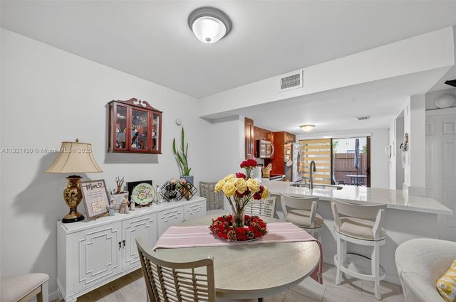 10425 SW 154th Ct 6, Miami, FL 33196