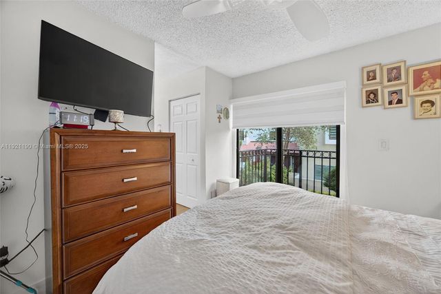 10425 SW 154th Ct 6, Miami, FL 33196