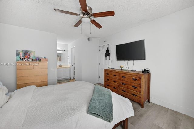 10425 SW 154th Ct 6, Miami, FL 33196