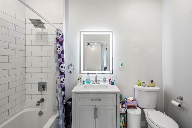 139-141 E Sycamore St, Mt Washington, PA 15211