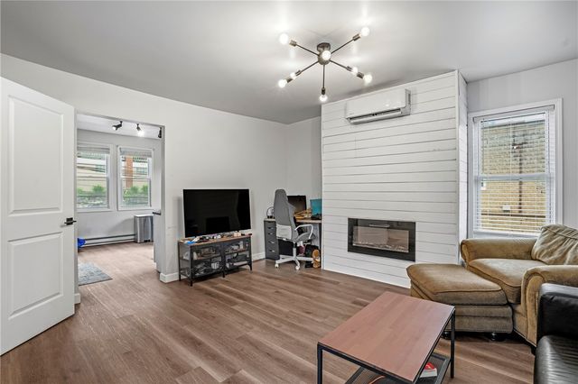 139-141 E Sycamore St, Mt Washington, PA 15211