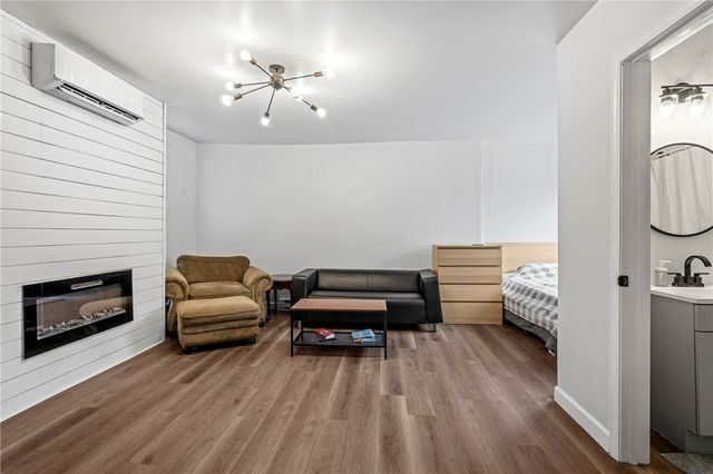 139-141 E Sycamore St, Mt Washington, PA 15211