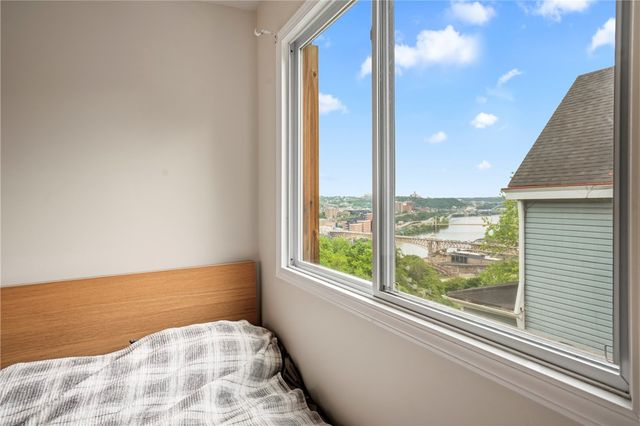 139-141 E Sycamore St, Mt Washington, PA 15211