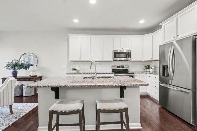 106 Castien Cove Place, Apex, NC 27539