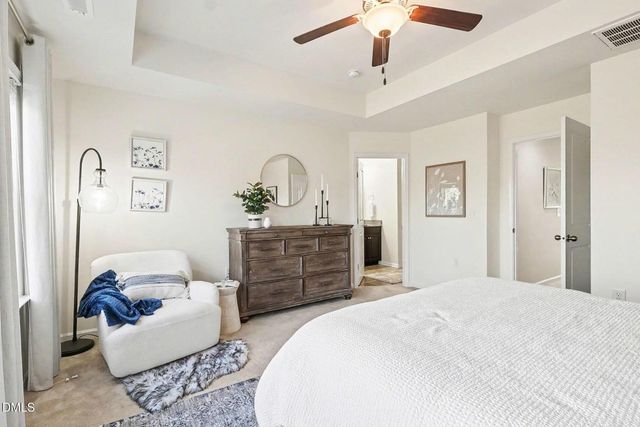 106 Castien Cove Place, Apex, NC 27539