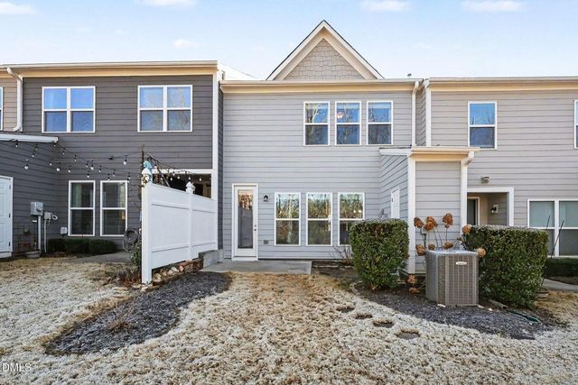 106 Castien Cove Place, Apex, NC 27539