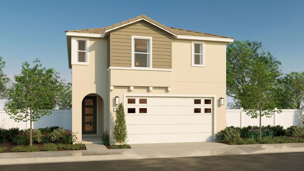 Image 1 of property listing at 1482 Bloom Lane, Clovis, CA 93619