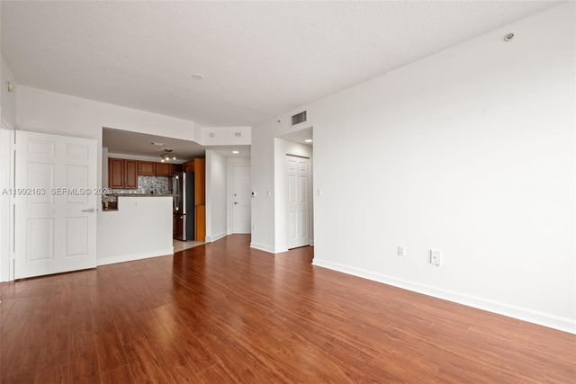 357 Almeria Ave 1006, Coral Gables, FL 33134