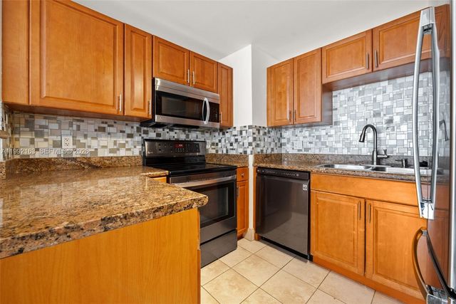 357 Almeria Ave 1006, Coral Gables, FL 33134