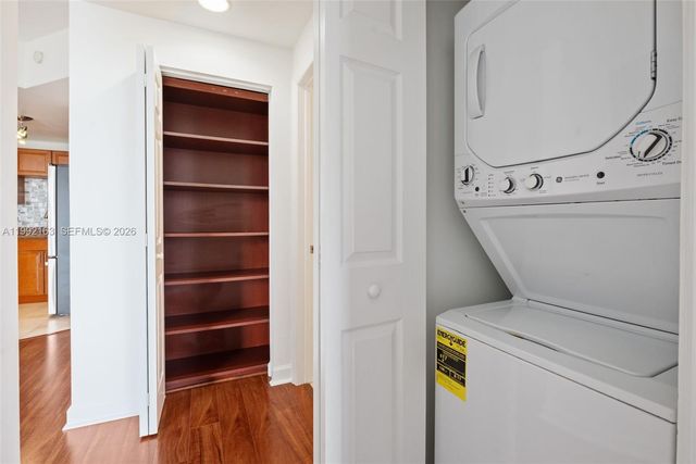 357 Almeria Ave 1006, Coral Gables, FL 33134