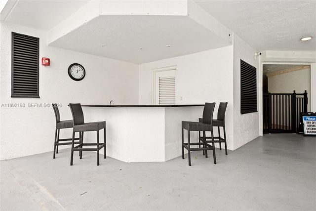 357 Almeria Ave 1006, Coral Gables, FL 33134