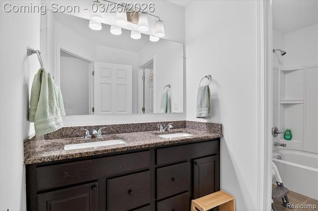 50559 Baileys Landing, Canton, MI 48187