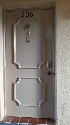 100 ASHBURY Road 206, Hollywood, FL 33024