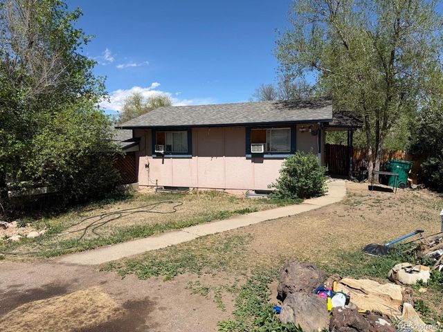 492 S Owens Street, Lakewood, CO 80226