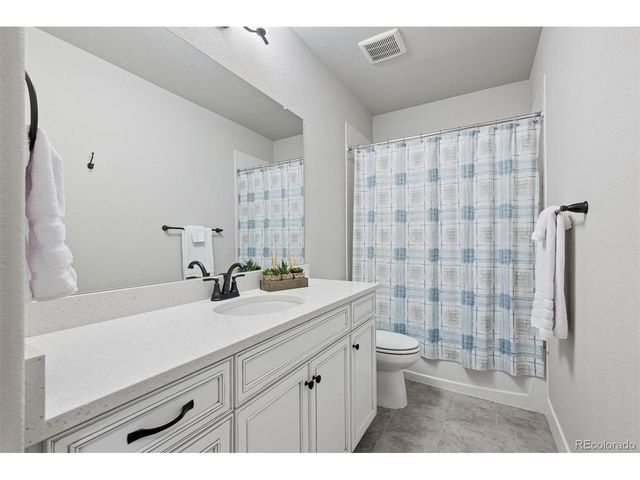 8749 S Quatar St, Aurora, CO 80016
