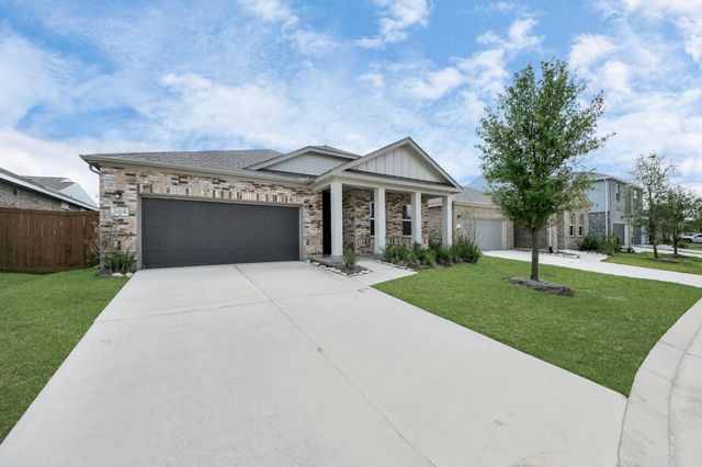 1902 Corsica Creek Lane, Rosharon, TX 77583