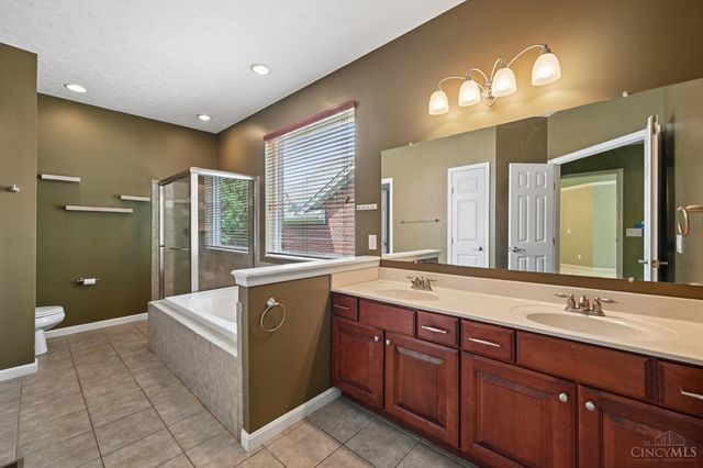 5252 Venetian Way, Hamilton Twp, OH 45152