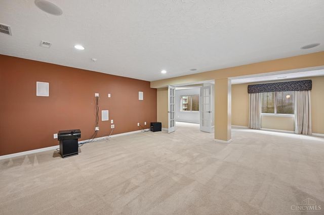 5252 Venetian Way, Hamilton Twp, OH 45152
