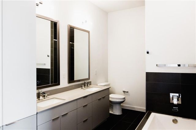 207 W Johanna ST 101, Austin, TX 78704