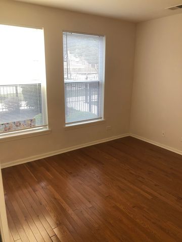 3710 S Sangamon Street, Chicago, IL 60609