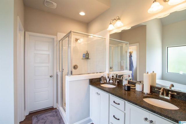 524 STERLING LAKES WAY, Helena, AL 35022