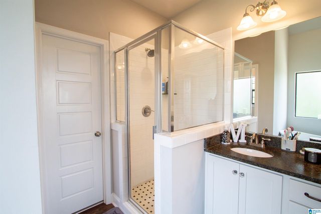 524 STERLING LAKES WAY, Helena, AL 35022