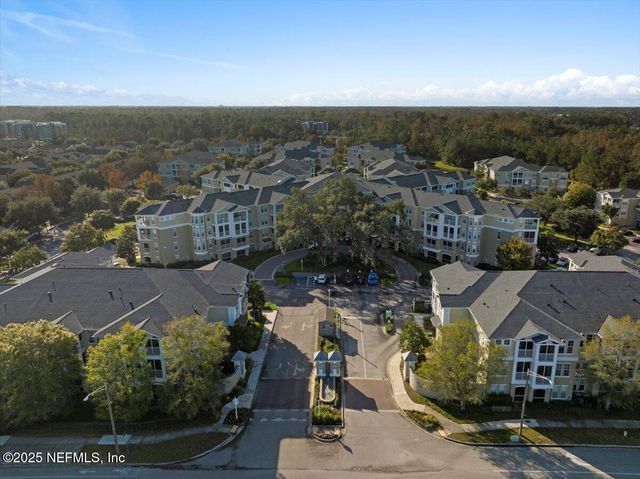 8290 GATE Parkway 516, Jacksonville, FL 32216