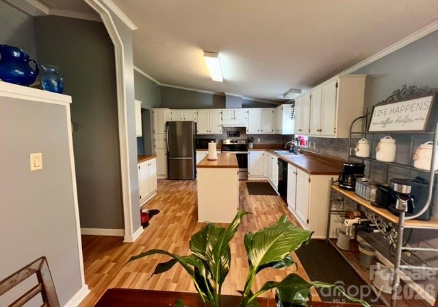 428 E Club Drive, Gastonia, NC 28054