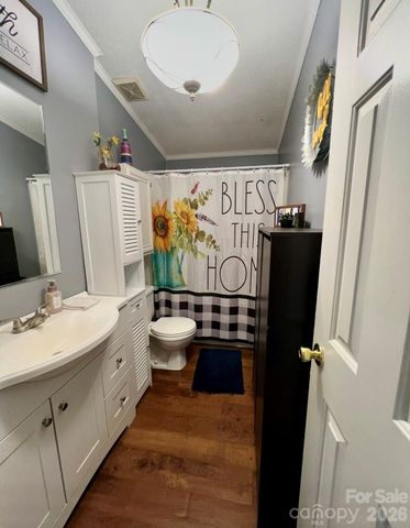 428 E Club Drive, Gastonia, NC 28054