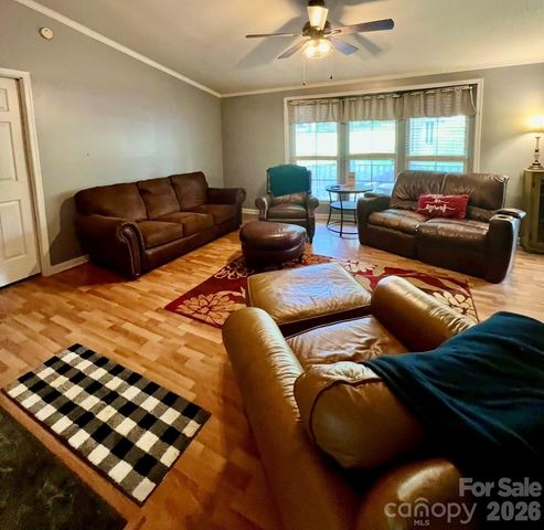 428 E Club Drive, Gastonia, NC 28054