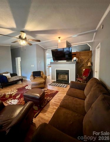 428 E Club Drive, Gastonia, NC 28054