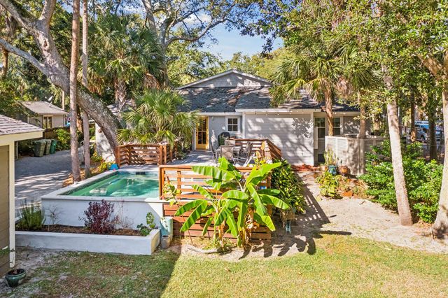 248 Forest Trail, Isle Of Palms, SC 29451