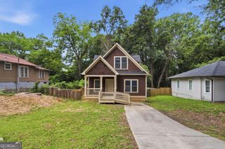 562 Woodlawn Avenue NW, Atlanta, GA 30318