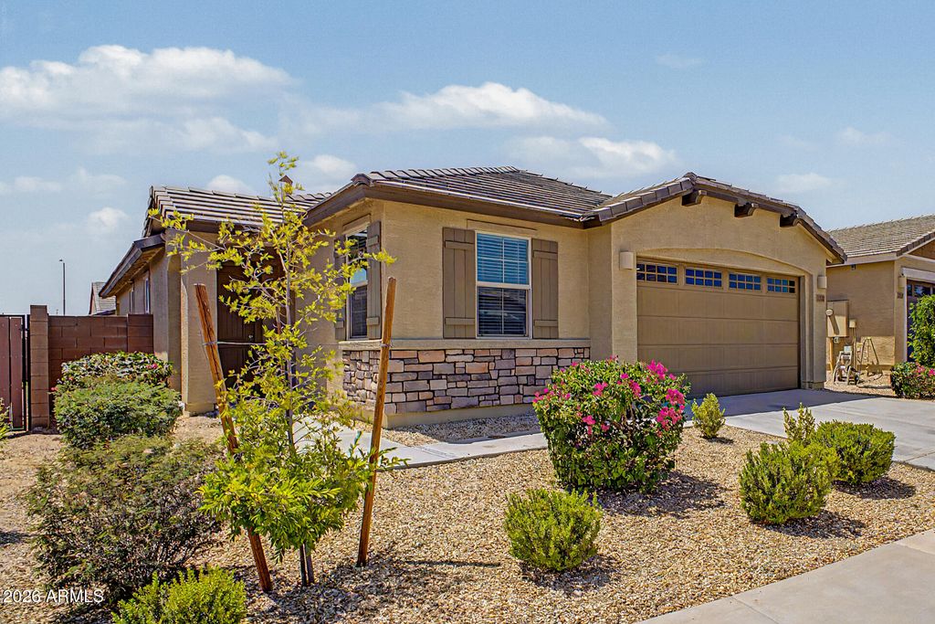 2732 S PROSPECTOR POINT Road, Apache Junction, AZ 85119 — photo 2