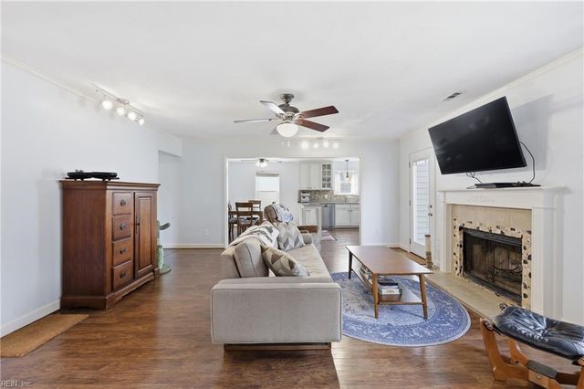 4932 Halwell DR, Virginia Beach, VA 23464