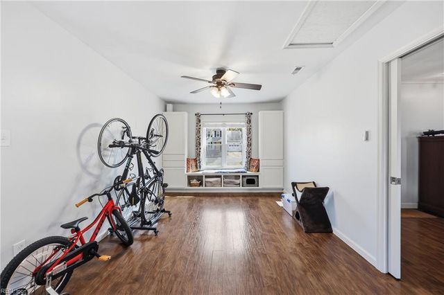 4932 Halwell DR, Virginia Beach, VA 23464