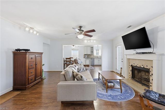 4932 Halwell DR, Virginia Beach, VA 23464