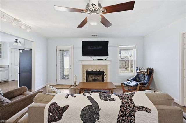 4932 Halwell DR, Virginia Beach, VA 23464