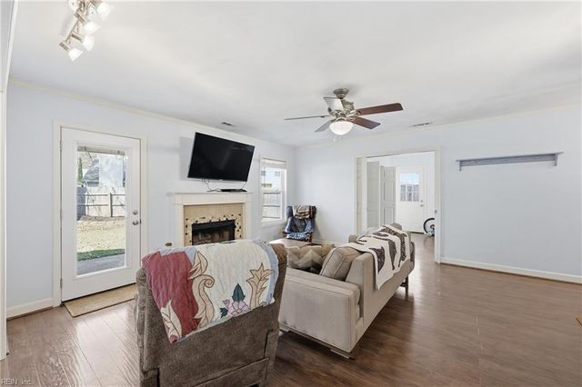 4932 Halwell DR, Virginia Beach, VA 23464