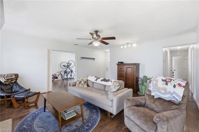 4932 Halwell DR, Virginia Beach, VA 23464